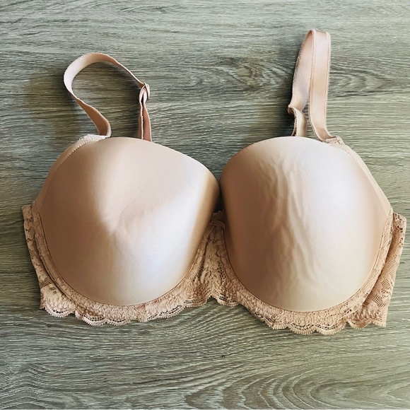 Victoria Secret Dream Angels Lightly Lined Lace Trim Demi Bra Size 38DDD - Picture 4 of 6